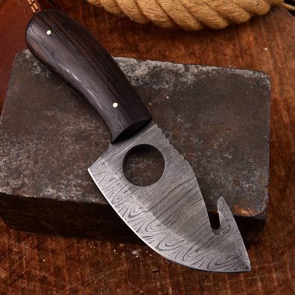 Damascus Steel Skinning knife Red Wood