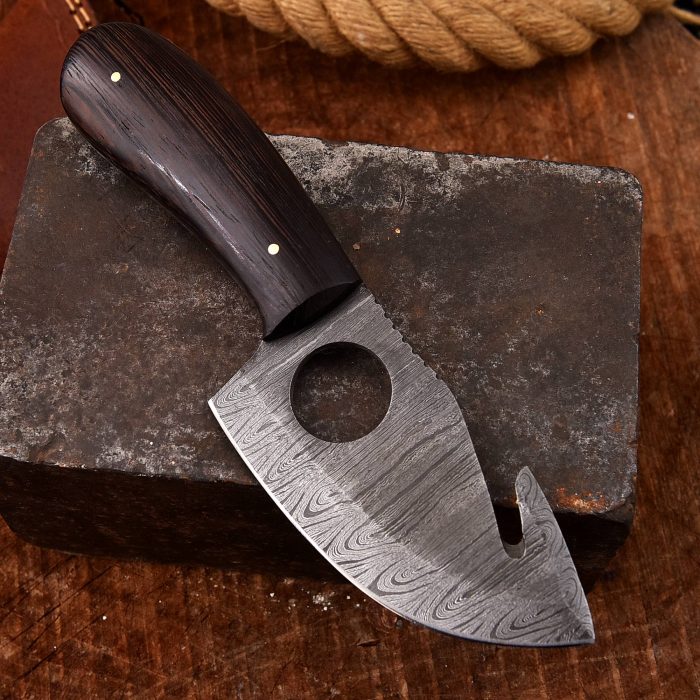 Damascus Steel Skinning knife Red Wood