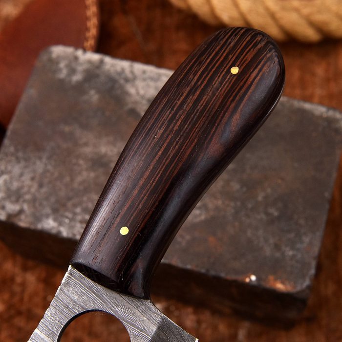 Damascus Steel Skinning knife Red Wood