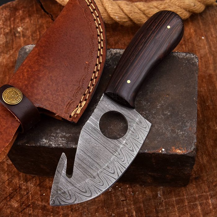 Damascus Steel Skinning knife Red Wood