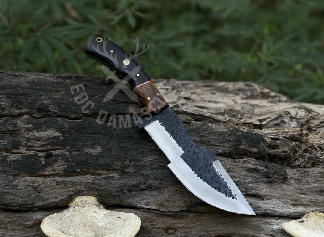 Hand Forged High Carbon Steel Hunting Knife Rose Wood Handle