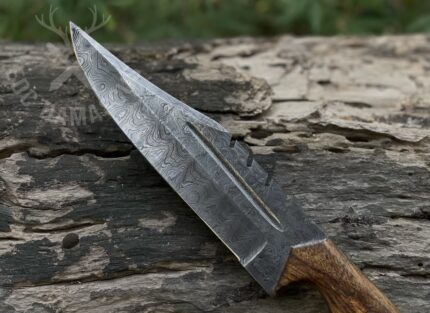 Damascus Steel Hunting Knife Rose Wood Handle