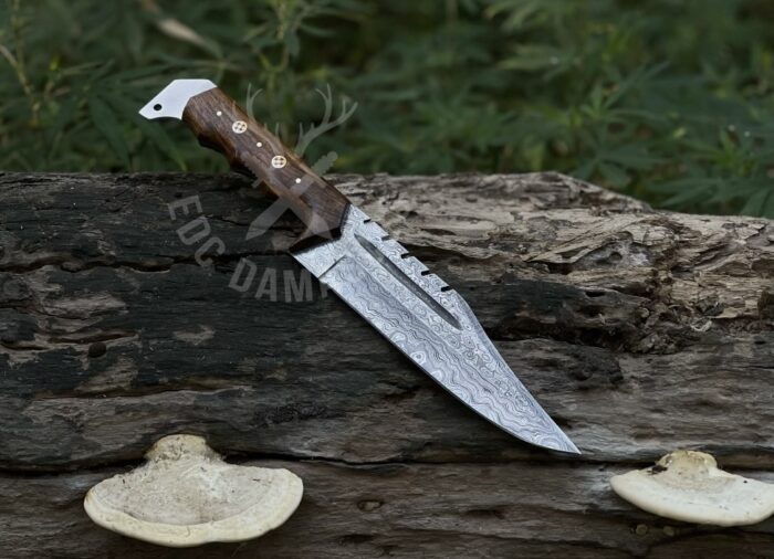 Damascus Steel Hunting Knife Rose Wood Handle